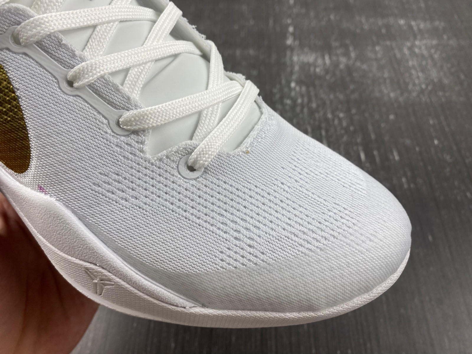 nike kobe 8 protro white metallic gold fv6325-100