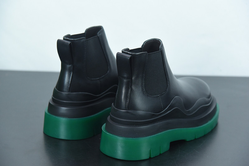 Bo*te*ga ve*ne*ta sneaker