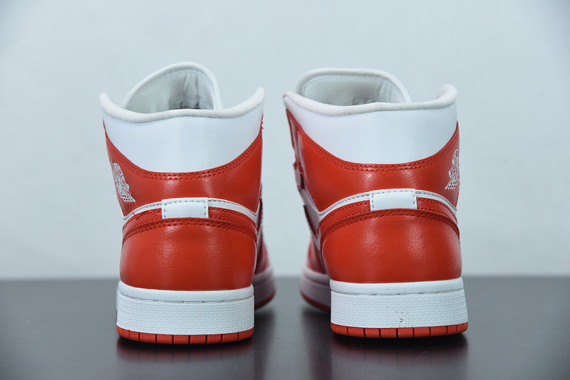 air jordan 1 mid in orange and white bq6472-116