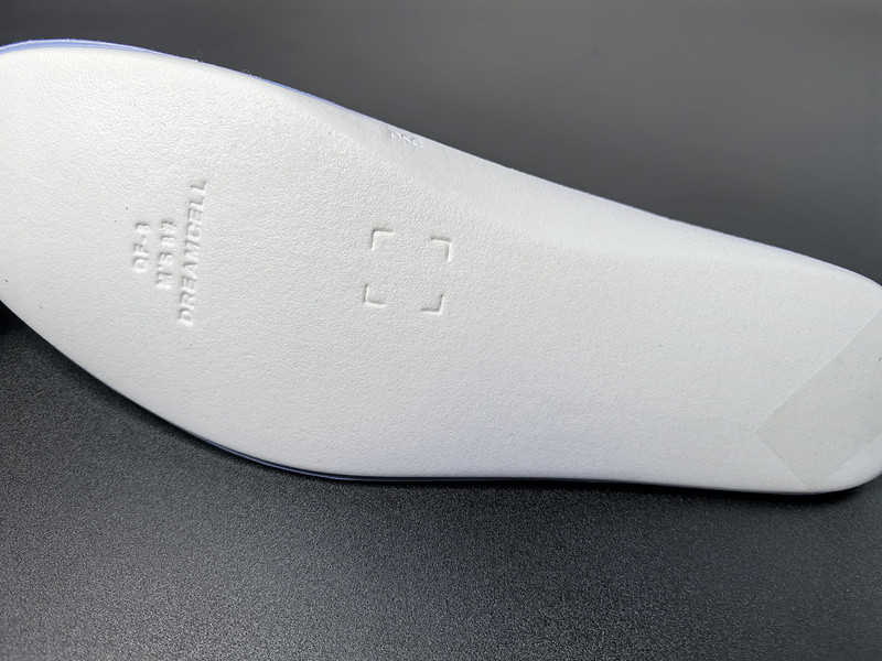 Air Jordan 1 High OG Rare Air “Cinnabar” DB4612-100