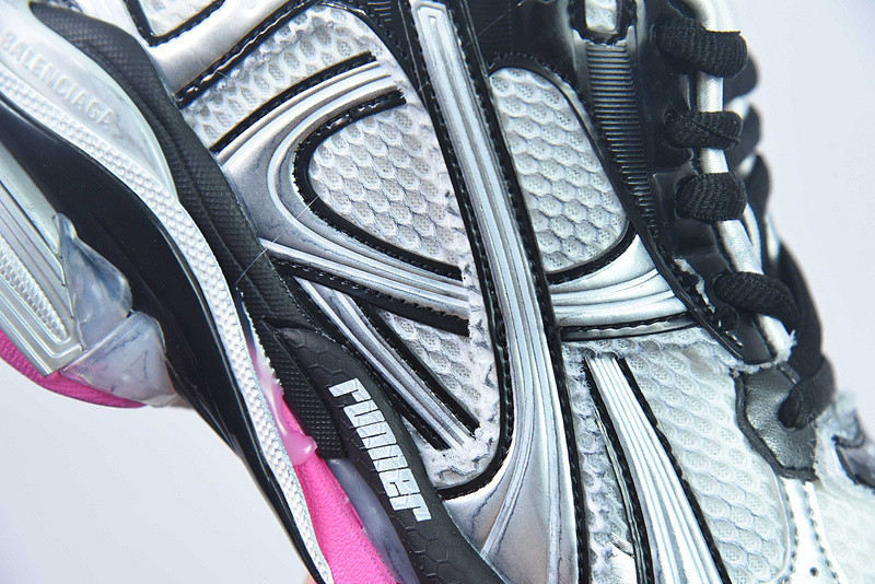 Ba*len*cia*ga runner sneaker