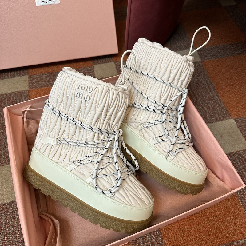 mIUMIU SNEAKER