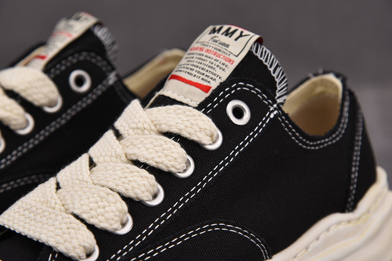 Ma*s*n mihara yasuhiro sneaker