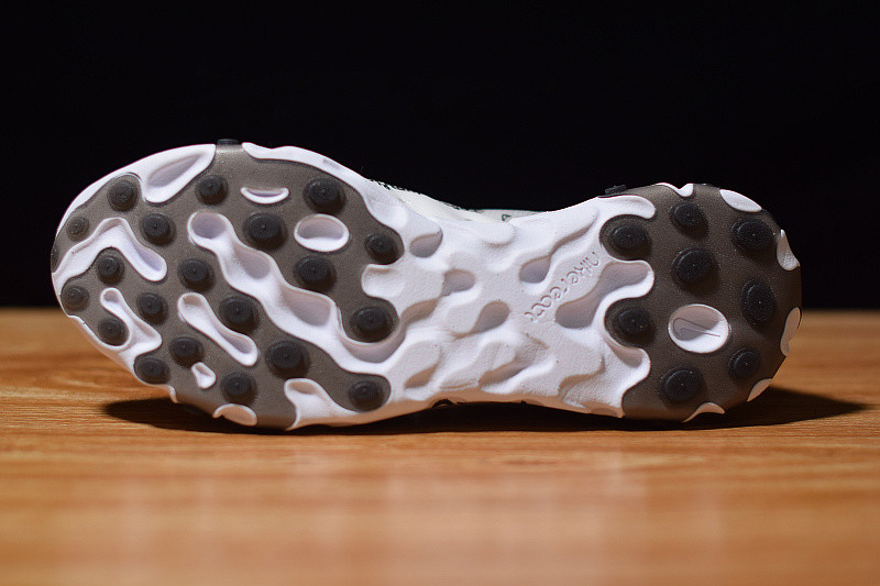 nike react element 87 "of" aq0068-100