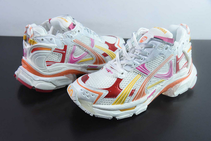 Balenciaga Runner Sneaker Dirty