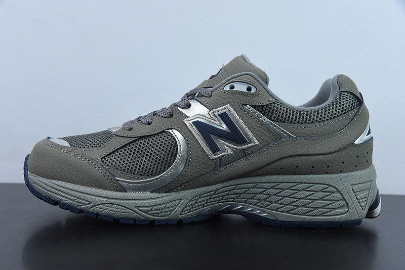 new balance sneaker