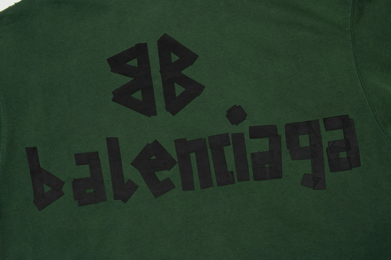 Ba*len*cia*ga clothes