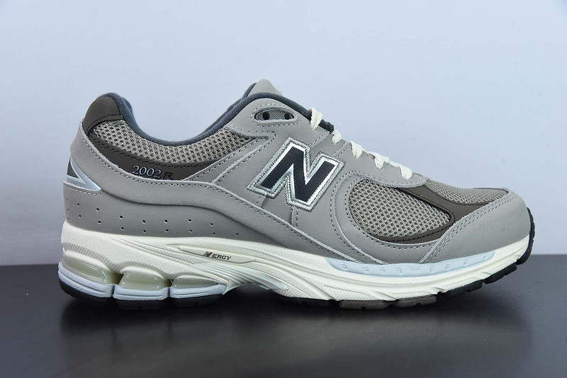 new balance sneaker