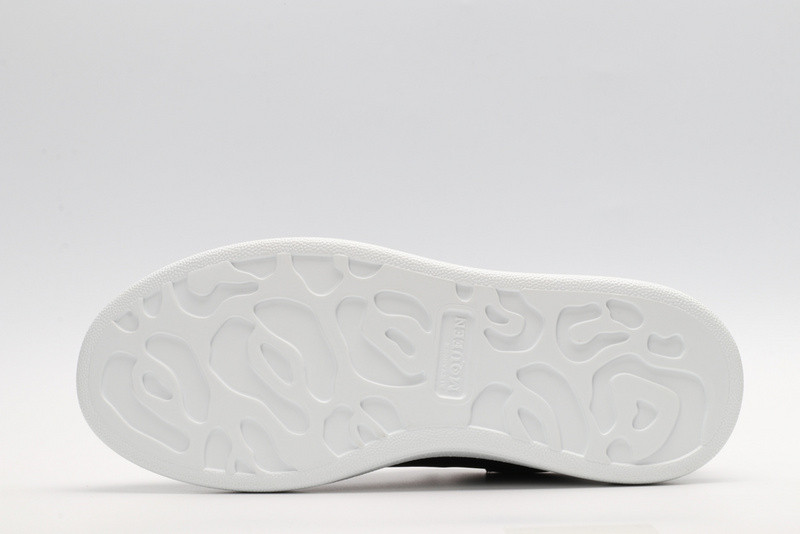 alexer mceen sneakers