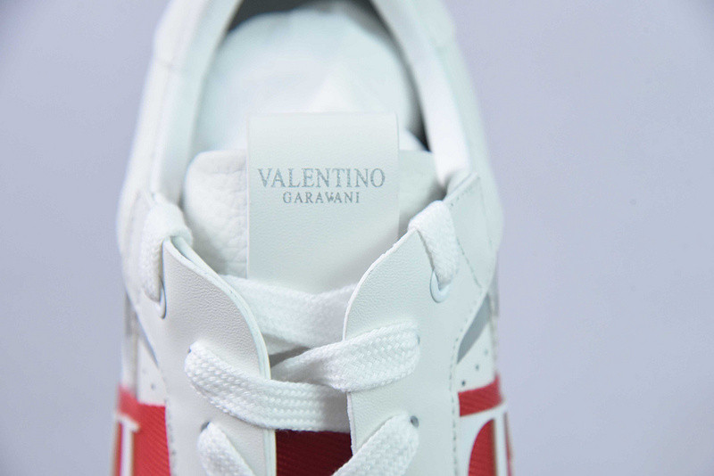 valentino sneaker