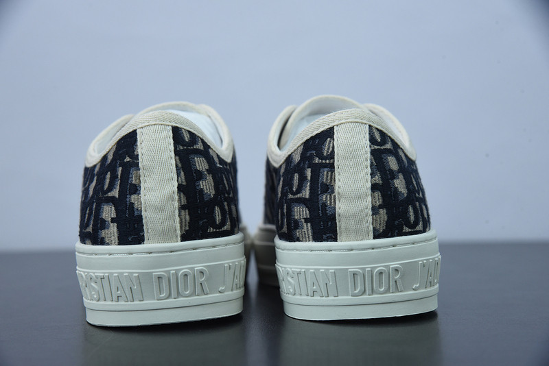 dio* x converse sneaker