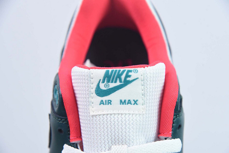 lebron james nike air max 1 "liverpool" fb8914-100