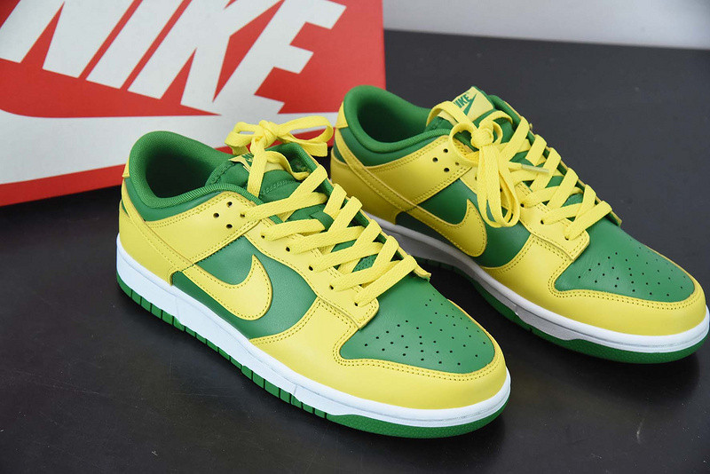 nike dunk low “reverse brazil” dv0833-300
