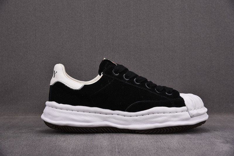 Ma*s*n mihara yasuhiro sneaker