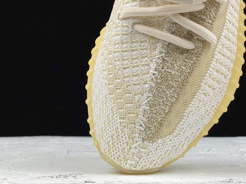 ad*s Y**zy boost 350 v2 natural