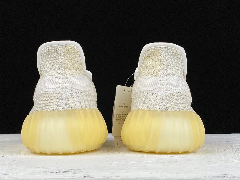 ad*s Y**zy boost 350 v2 natural