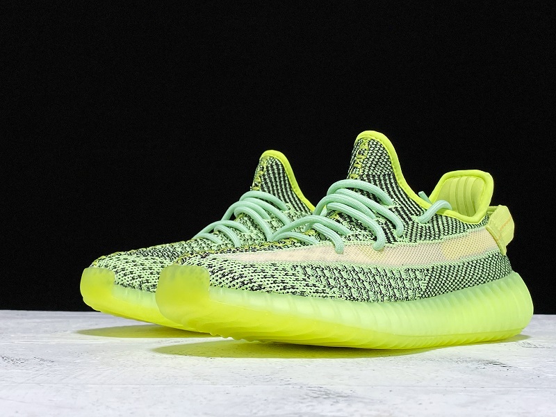 ad*s Y**zy boost 350 v2 yeezreel (reflective)