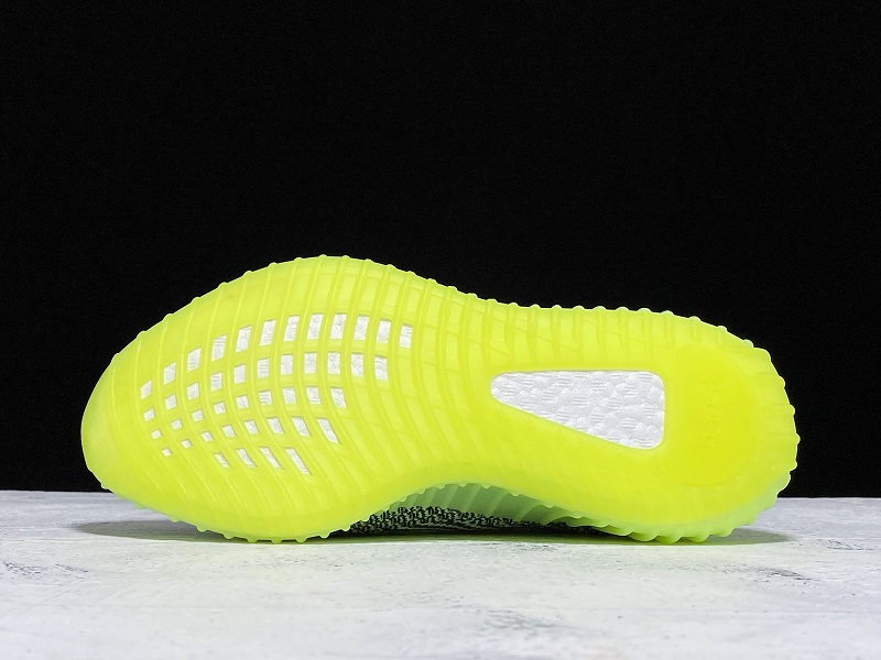 ad*s Y**zy boost 350 v2 yeezreel (reflective)