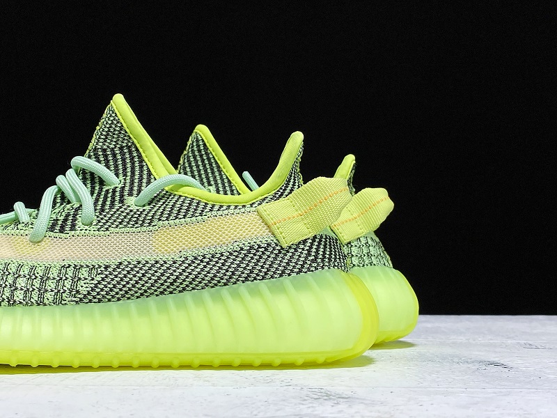 ad*s Y**zy boost 350 v2 yeezreel (reflective)