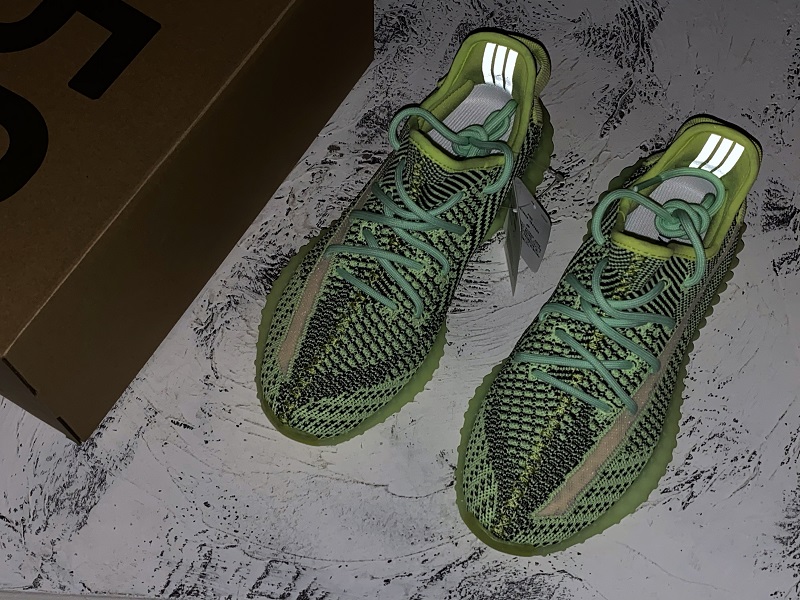 ad*s Y**zy boost 350 v2 yeezreel (non-reflective)