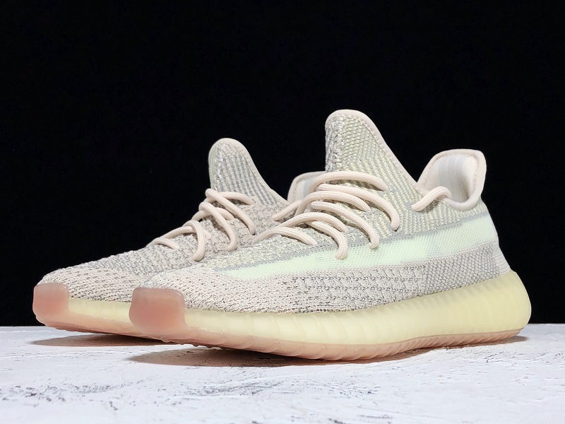 ad*s Y**zy boost 350 v2 citrin (reflective)