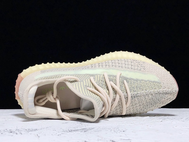 ad*s Y**zy boost 350 v2 citrin (reflective)