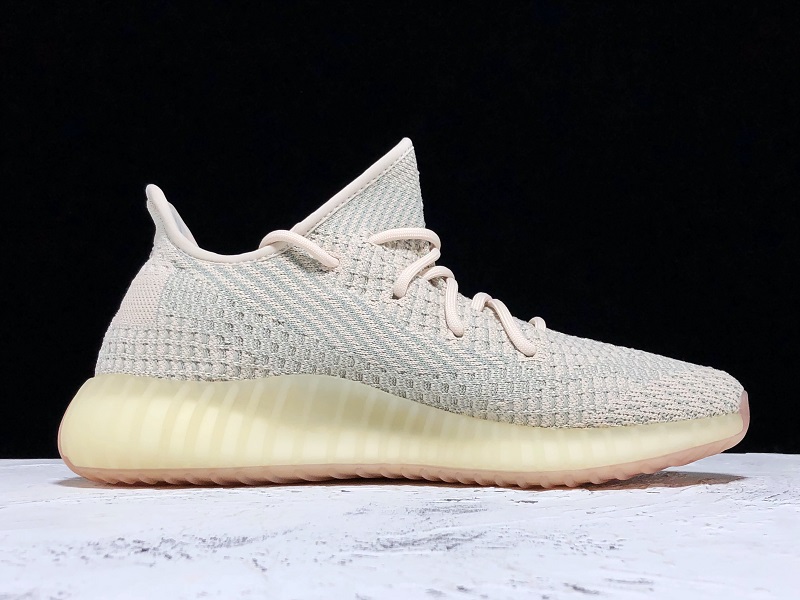 ad*s Y**zy boost 350 v2 citrin (non-reflective)