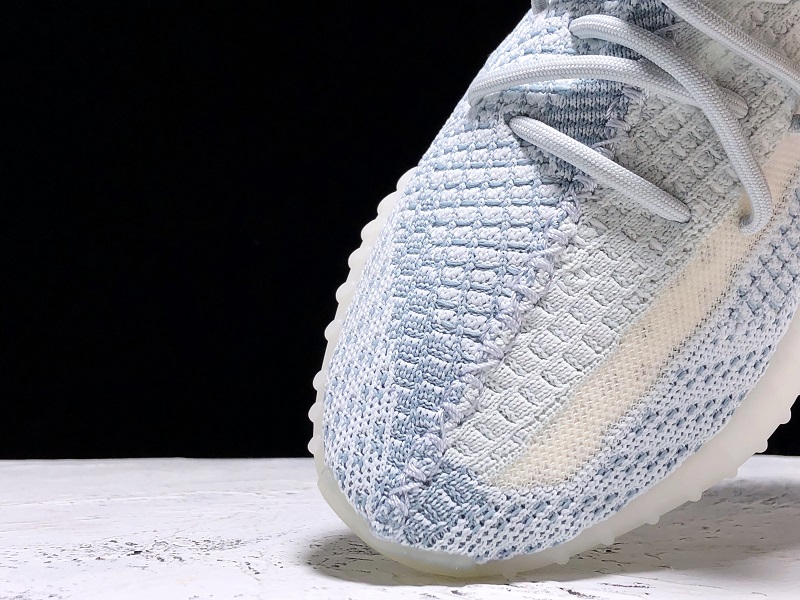ad*s Y**zy boost 350 v2 cloud white (non-reflective)