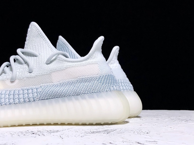 ad*s Y**zy boost 350 v2 cloud white (non-reflective)