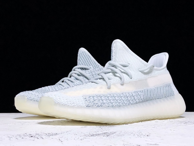 ad*s Y**zy boost 350 v2 cloud white (reflective)