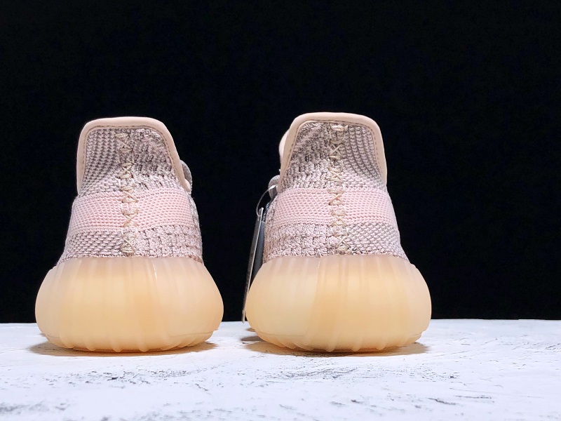 ad*s Y**zy boost 350 v2 synth (reflective)