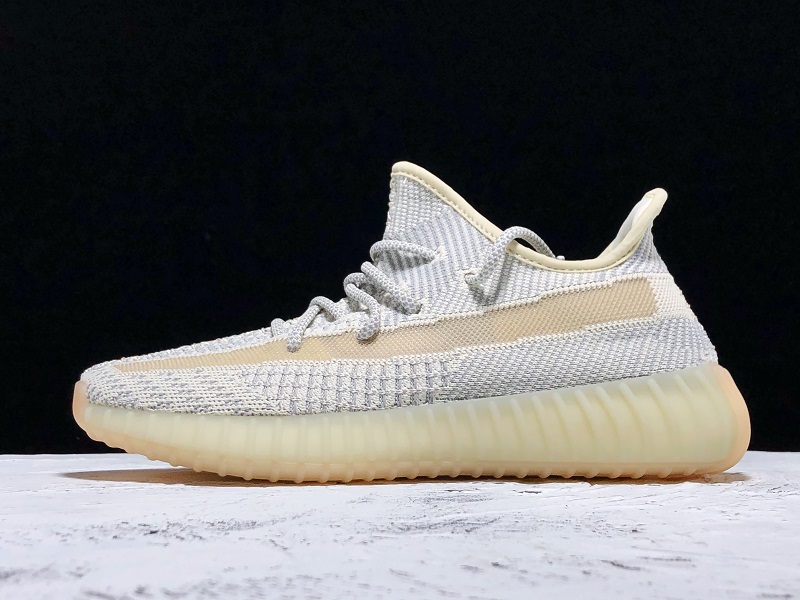 ad*s Y**zy boost 350 v2 lundmark (non reflective)