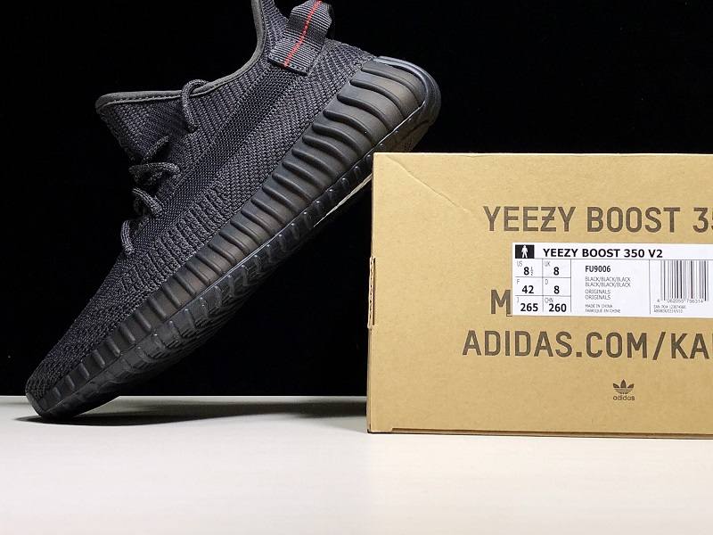 ad*s Y**zy boost 350 v2 black (non-reflective)
