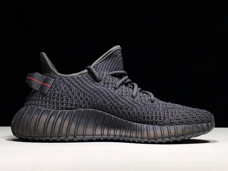 ad*s Y**zy boost 350 v2 black (non-reflective)