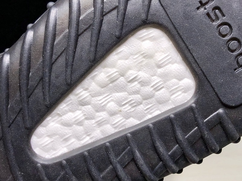 ad*s Y**zy boost 350 v2 static black (reflective)