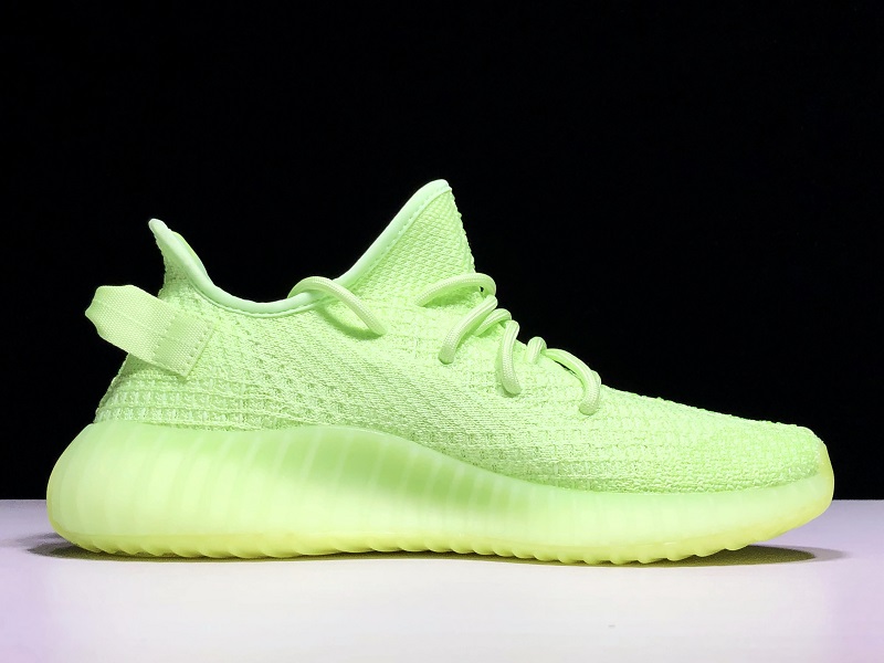 ad*s Y**zy boost 350 v2 glow
