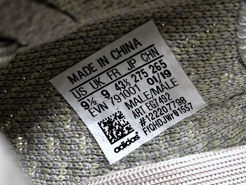ad*s Y**zy boost 350 v2 trfrm