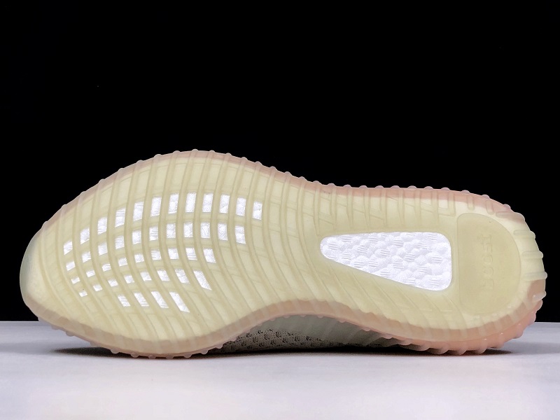 ad*s Y**zy boost 350 v2 trfrm