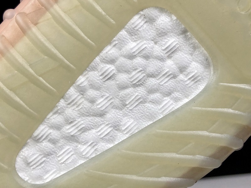 ad*s Y**zy boost 350 v2 trfrm