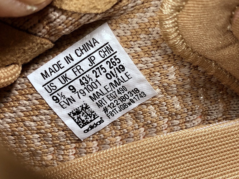 ad*s Y**zy boost 350 v2 clay