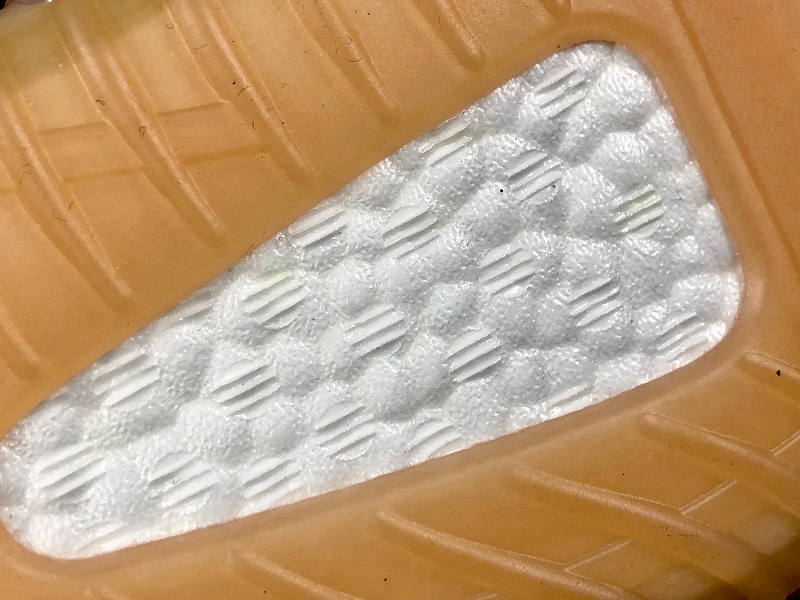 ad*s Y**zy boost 350 v2 clay