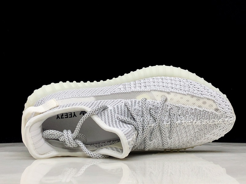 ad*s Y**zy boost 350 v2 static reflective