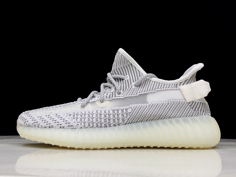 ad*s Y**zy boost 350 v2 static (non-reflective)