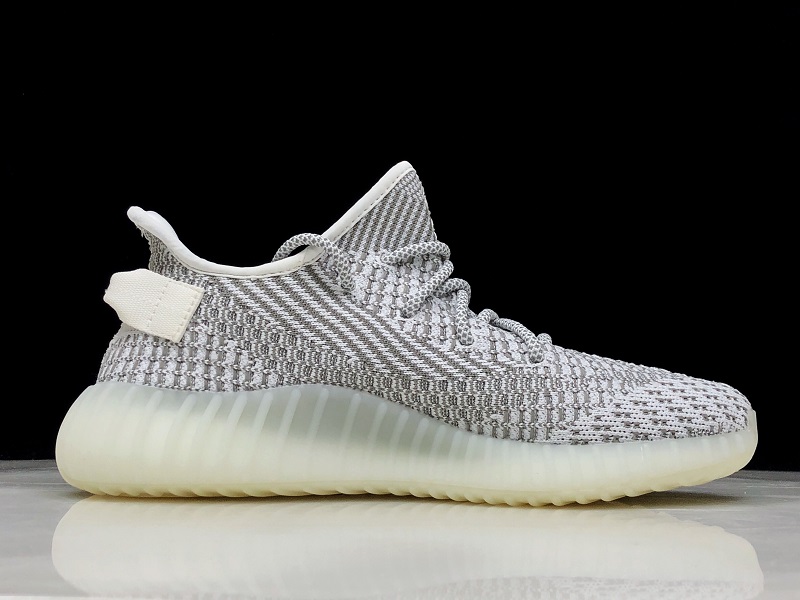 ad*s Y**zy boost 350 v2 static (non-reflective)