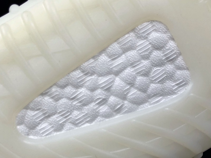 ad*s Y**zy boost 350 v2 static (non-reflective)