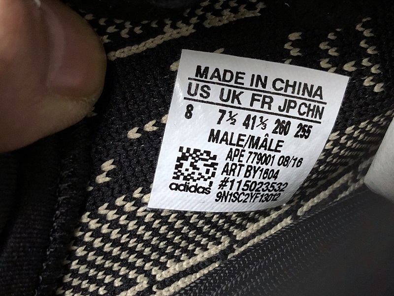 ad*s Y**zy boost 350 v2 core black white