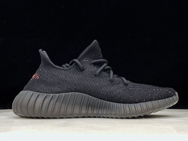 ad*s Y**zy boost 350 v2 core black red