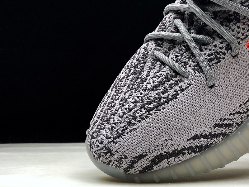 ad*s Y**zy boost 350 v2 beluga 2.0