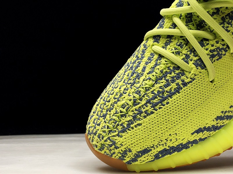 ad*s Y**zy boost 350 v2 semi frozen yellow