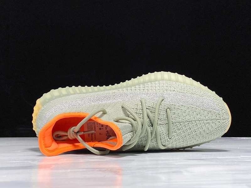 ad*s Y**zy boost 350 v2 desert sage
